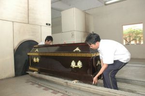 quan tài hỏa táng